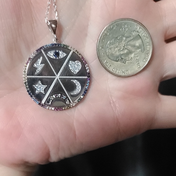 Beautiful sterling Symbol of protection amulet necklace - Picture 6 of 7